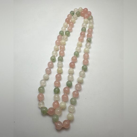29" of hand knotted and 8mm beaded rose quartz, green/pink/white jade necklace! - Picture 5 of 11